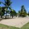 Beautiful beachside apartment w/ terrace, balcony.