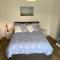 Lovely 1 bed flat 200 metres from beach - Walton-on-the-Naze