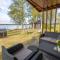 Lapland Sunrise Cottage with lakefront Sauna - Rovaniemi
