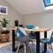 River Vista Retreat - Luxury duplex Apt - Views - Parking - Cycle storage - Spa access option