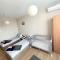 Airport Apartment - Sofie