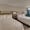 Holiday Inn Express & Suites Columbus North by IHG - Columbus