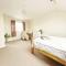 5 Bedroom, sleeps 9 - base to explore Liverpool and beyond