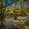 Luxurious Riverside Cottage in Snowdonia National Park - Tanygrisiau