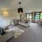 Chestnut Lodge With Hot Tub