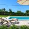 Apartment with pool, Silvia II