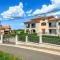 Apartment with pool, Silvia II