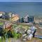 Beachy Bay Breeze Bungalow 2BR with parking and close to many amenities. - 西黑文