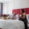 100 Boutique Living