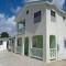 Simply Beautiful Two Storey home/apt awaits you - Saint James