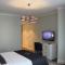 Garlon Residence