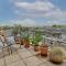 Superb apartment with terrace near the river in Putney by UnderTheDoormat - 伦敦