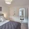 Host & Stay - Oxford House