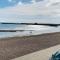 Benwick Cottage - Beachfront Thatched Cottage set on the marine parade with absolutely spectacular Sea views! Sleeps 4