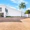 The Boho Casa - Beachside Retreat with Pool - Darwin