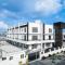 Aveon Hotel