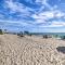 Ocean-View Balcony Beachfront Hollywood Apt! - Hollywood