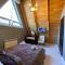Trigon Villa Family , HOT POOL ,SAUNA,JACUZZI