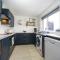 Pass the Keys 58 LW Ave Stunning 2BR Terrace Top Location Lots Nearby - Belfast