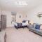Studio 1, First Floor Town Centre Apartment