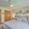 Airy Cottage Close to Rock Lake with Fire Pit!