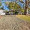 Lovely Toledo Bend Studio with Scenic Views!