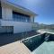 Departamento con piscina vista panorámica más estacionamiento