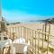 First Line On The Beach Cosy Sea Paradise Apartments