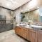 Poolside Gunya Luxury Living in Fannie Bay