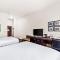 Cobblestone Hotel & Suites - Superior Duluth