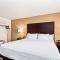 Cobblestone Hotel & Suites - Superior Duluth
