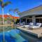 Villa Lago - Luxe Infinity Edge Pool, Mountain & Lake Views #065943 4br