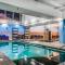Sophisticated MTN 2 Bedroom Pool Hot Tub managed by Little Sister Getaways