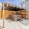 Rustic 2-Bedroom walking distance to Downtown