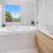 Godwin Goodness – Blairgowrie Beachside Accommodation