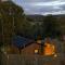 River Huts, Highland River Retreat with Hot Tub - Inverness