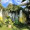 Charming 3-Bedroom Country Farm Home Pool ParkSprings Lipa