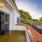 HOUSE APARTMENT LESCALA