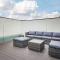 Dashing 2 Bedroom Duplex Apartment, Free Parking
