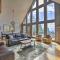 Near Hiking Mtn-View Conifer Cabin with 2 Decks - Conifer