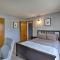 Near Hiking Mtn-View Conifer Cabin with 2 Decks - Conifer