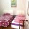 Muar Homestay [Located at Sabak Awor Seafood Court]