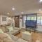 Arrowhead Lake Amenities Quaint Home with Fireplace - Pocono Lake