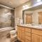 Peaceful Fraser Condo with Patio - by Hiking Trails! - فريزر