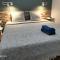 Sunny Suite Tanife by Yumbo
