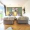 Grace House - Prime Location - Driveway Parking, Pool Table, Fast Wifi, Self Check-In and Smart TV with Sky TV and Netflix by Yoko Property - Milton Keynes