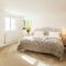 Luxe Detached 3 Bed Luxe House on Exclusive Private Estate Close to Coast Free Hot Tub Sleeps 6 Private Parking for 2 Cars