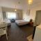 Airport Westney Lodge