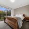 Petersdorf 2 - Modern 2BR Townhouse l WiFi l Mountain Views