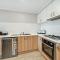 The Mountain House - Luxury 4BR Home l WiFi l Netflix l BBQ l Nespresso Machine